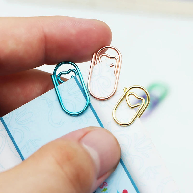 Mini Heart-Shaped Rainbow Chrome Paper Clips