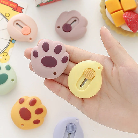 Tiny Cat Paw Retractable Paper Cutter