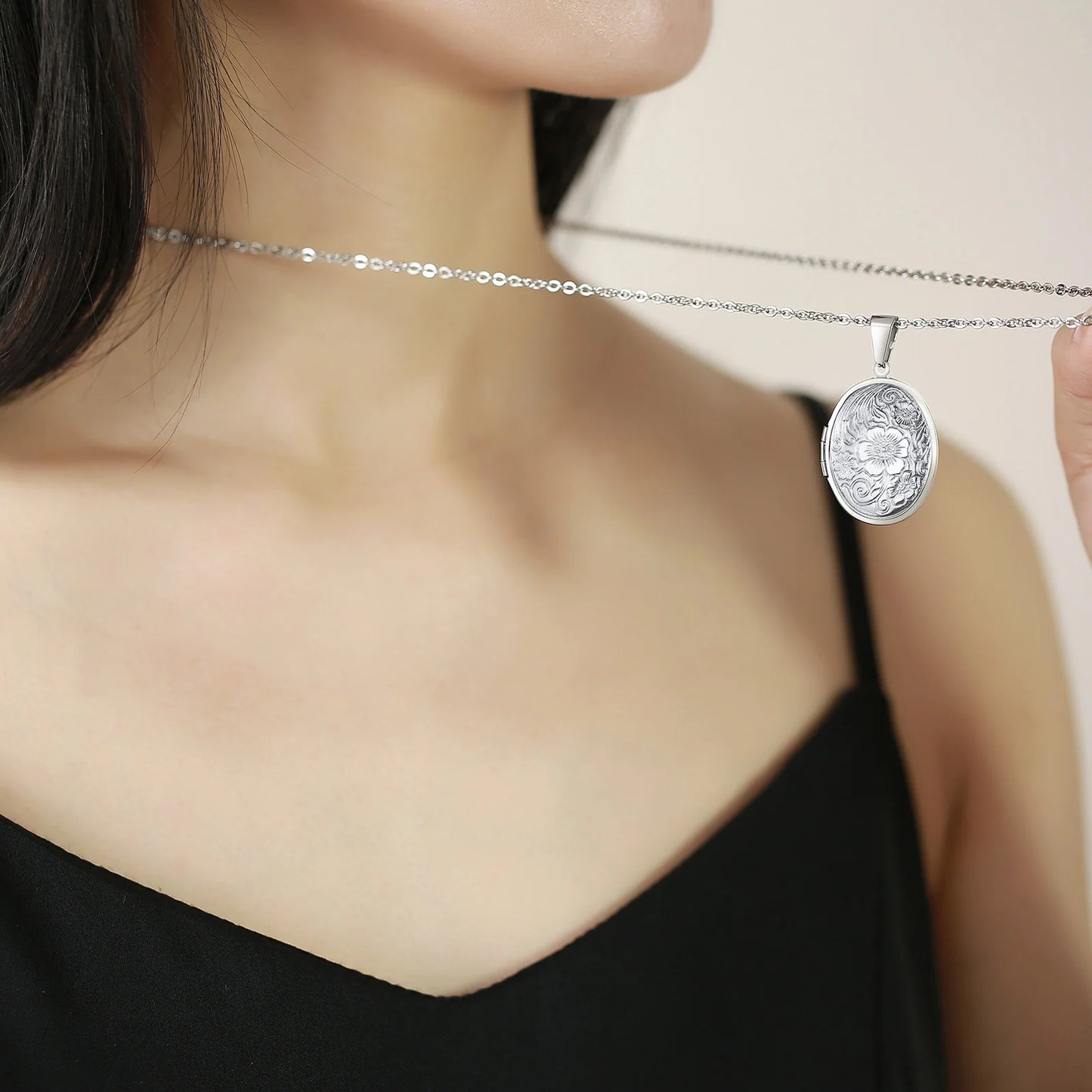 Hold Me Close Photo Locket
