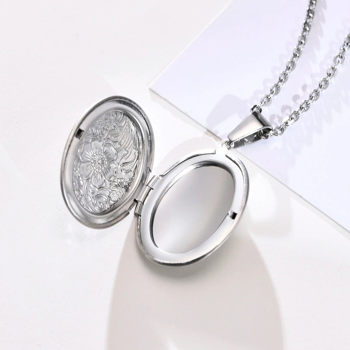 Hold Me Close Photo Locket
