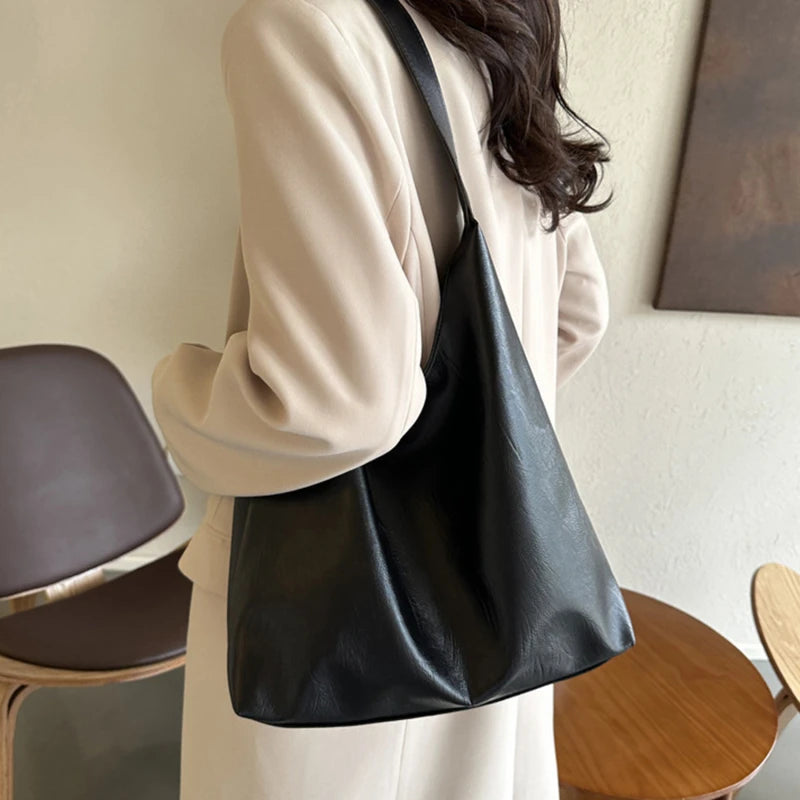 Effortless Everyday Leather Bucket Tote Bag
